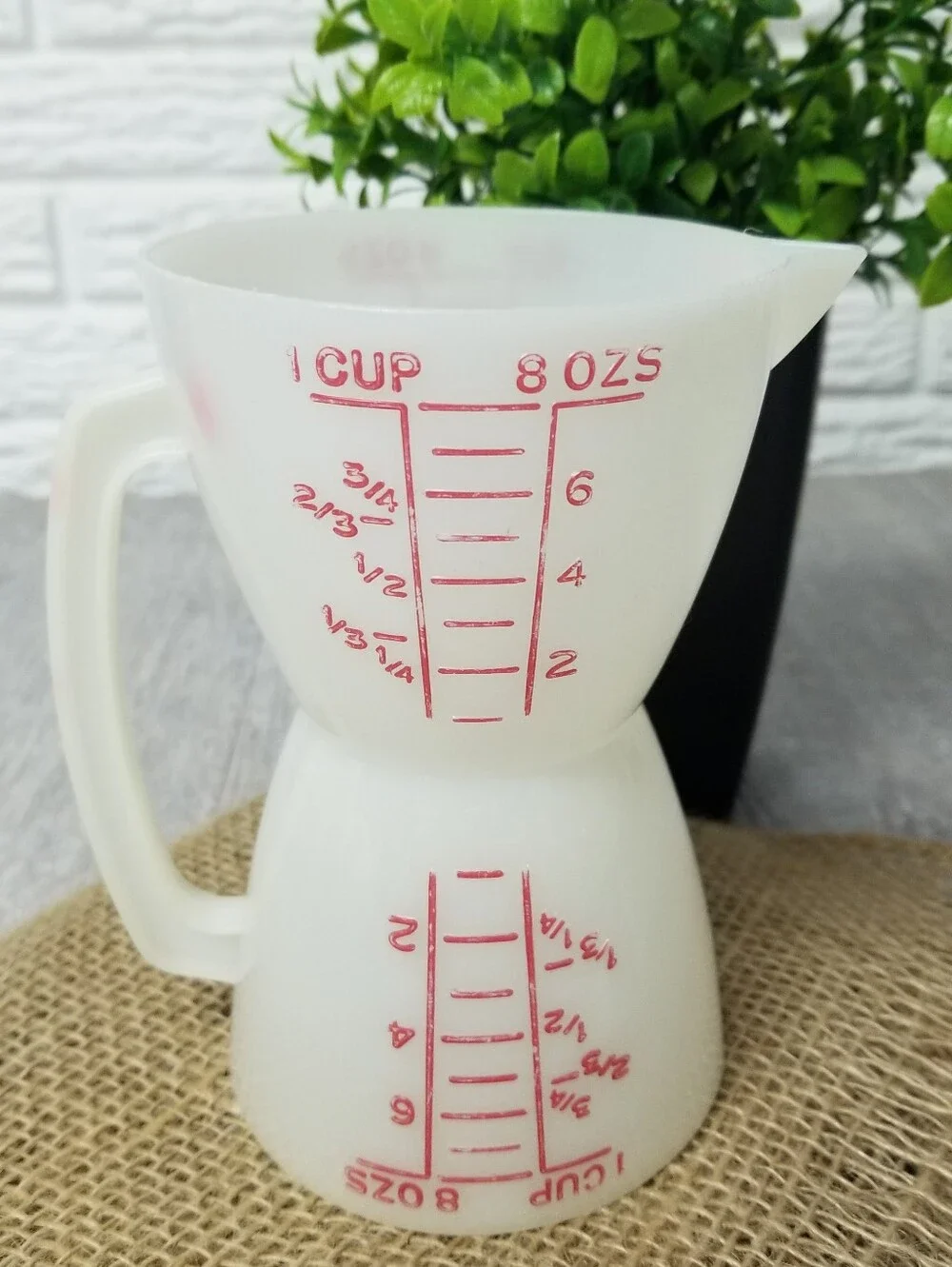 Vintage Tupperware Dual Sided Measuring Cup With Spout